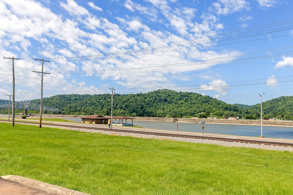 Quality Inn New Martinsville, WV 59/65