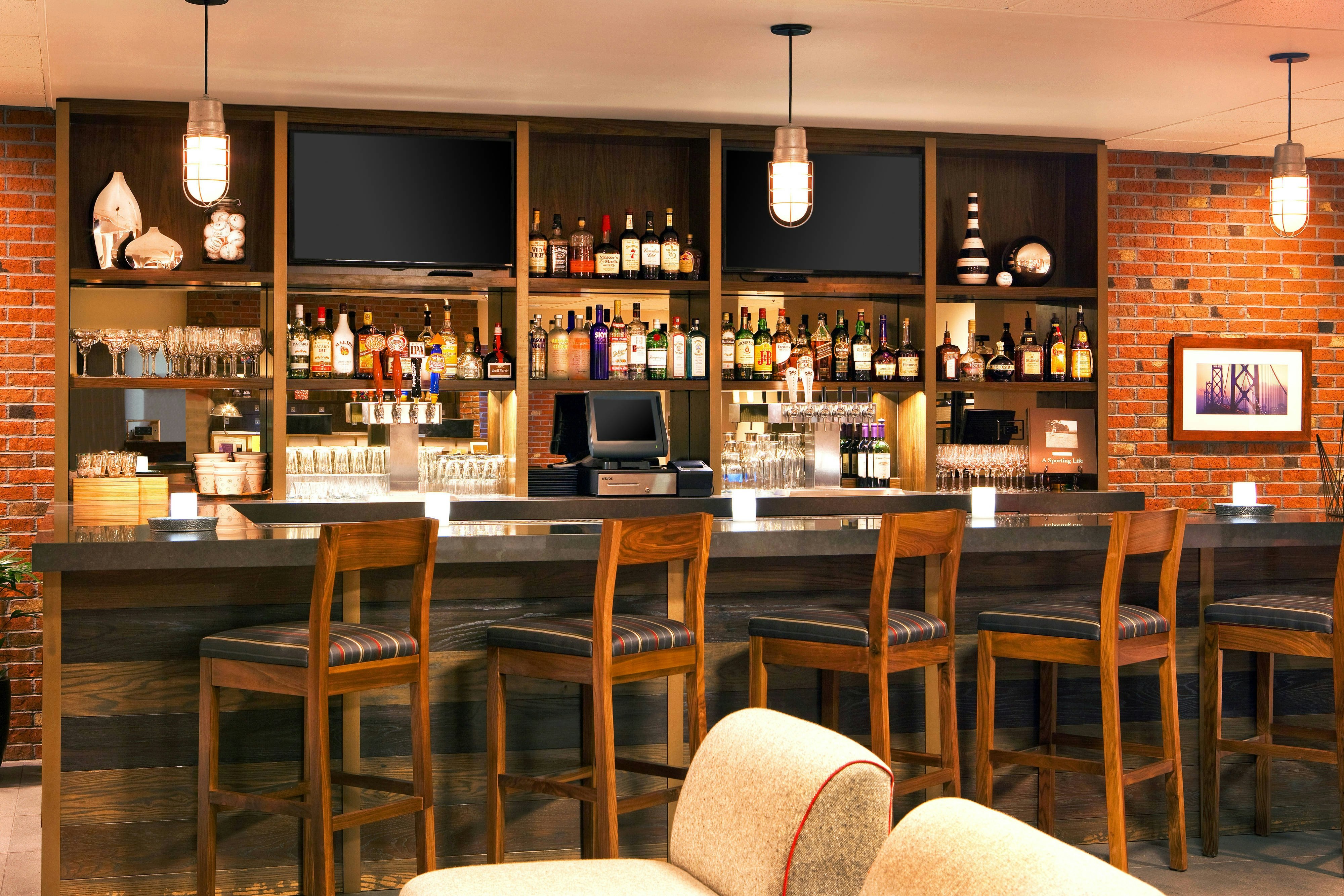 Four Points by Sheraton San Francisco Bay Bridge 6/10