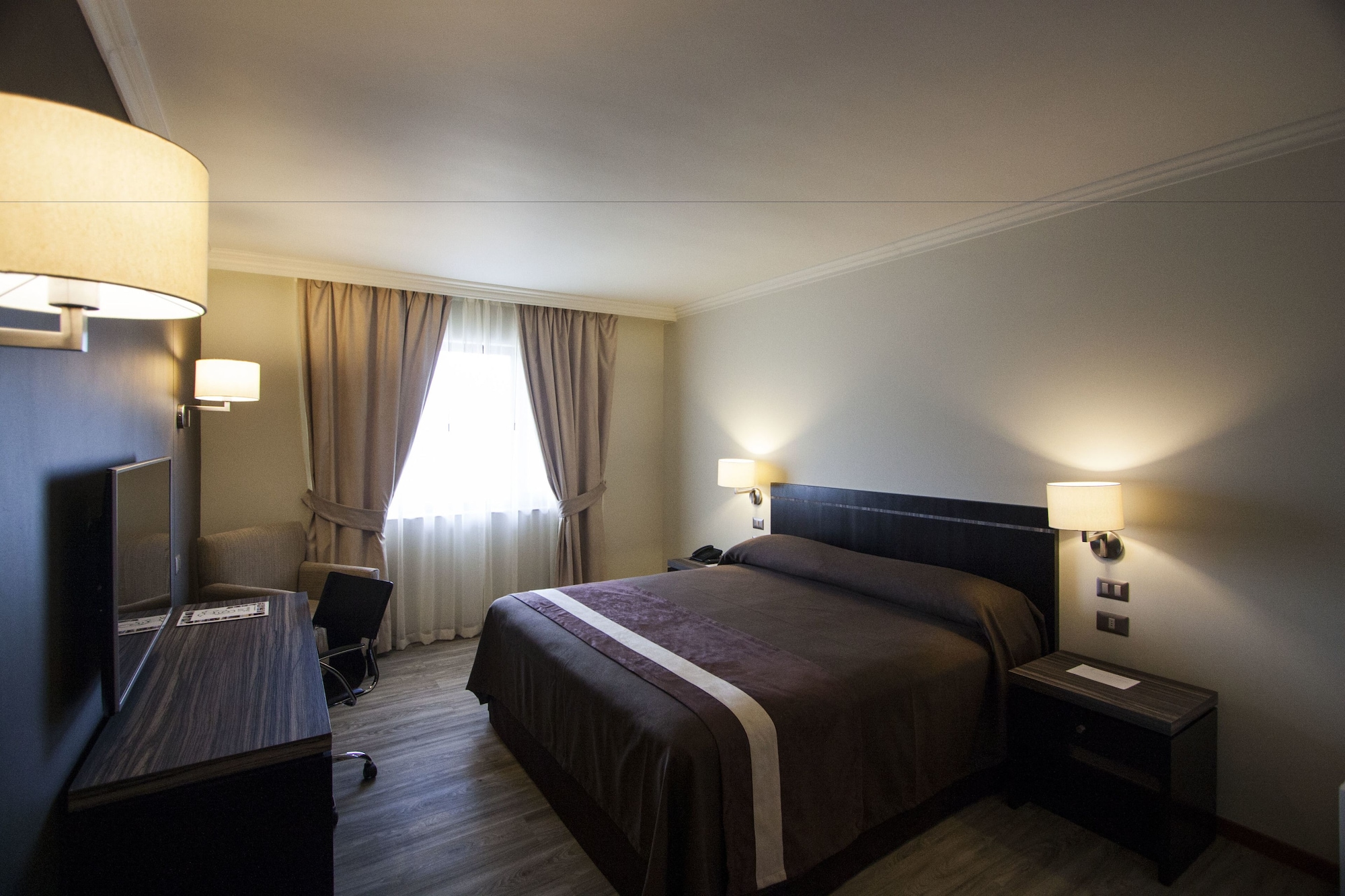 Standard, King Bed