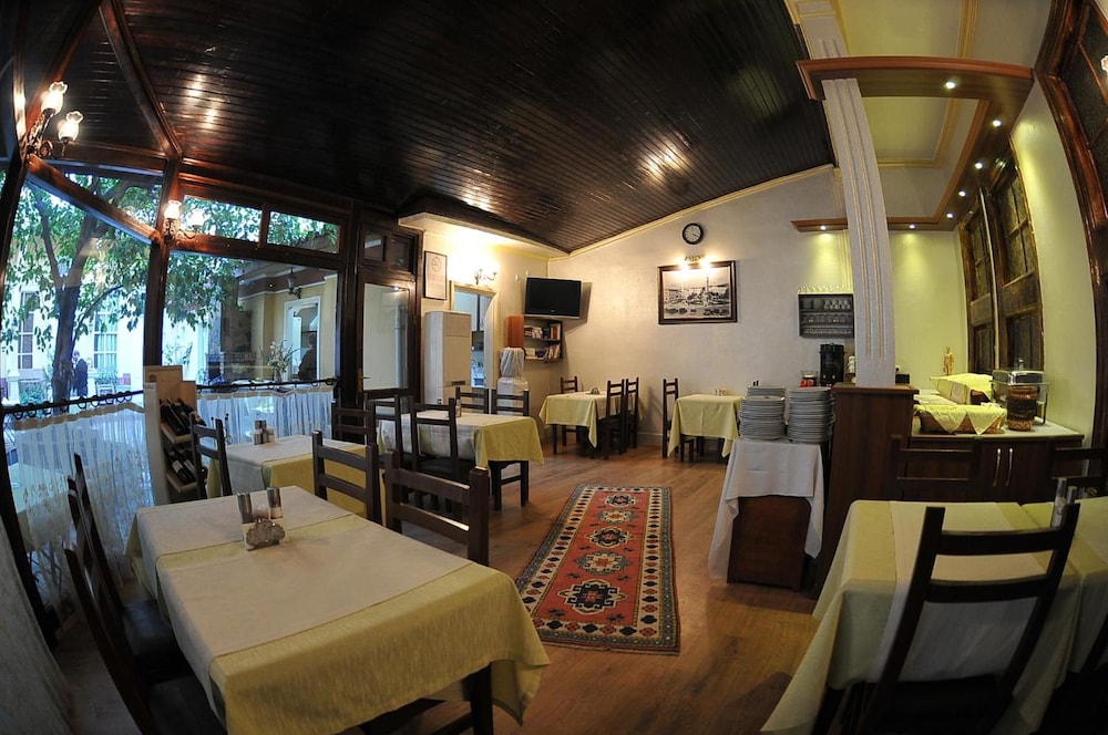 Antikhan Hotel 33/49