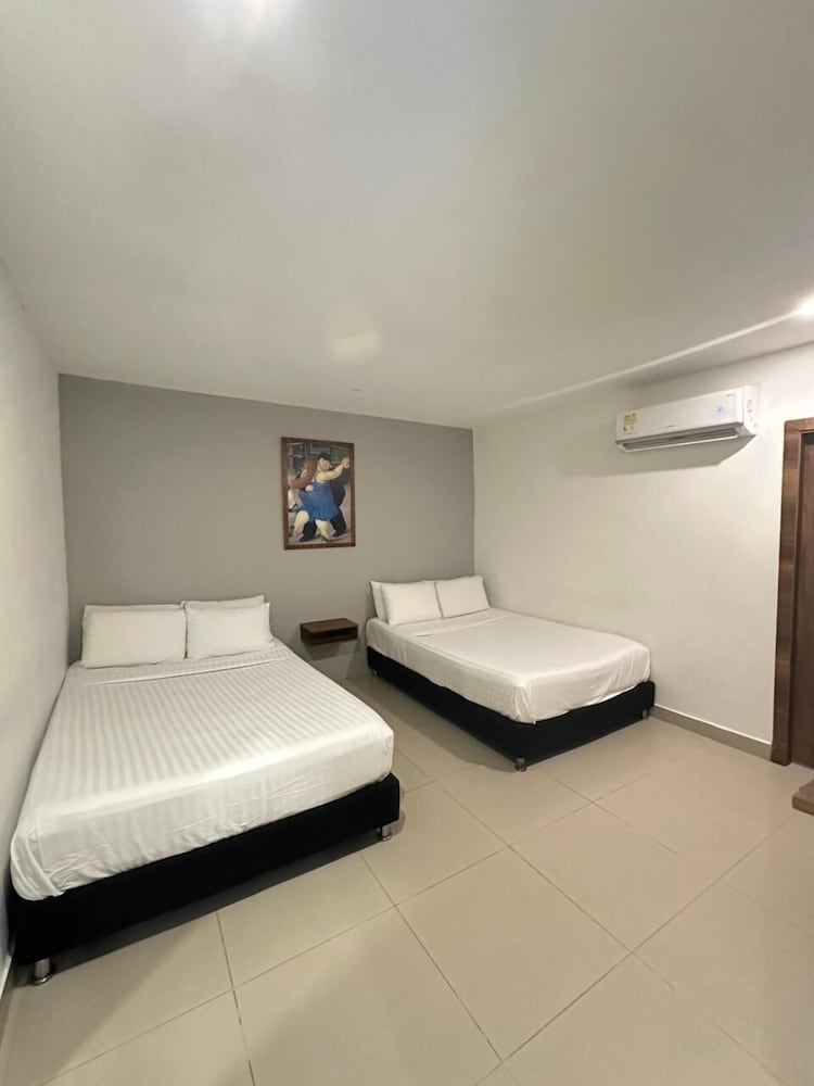 Hotel Amoek 12/22