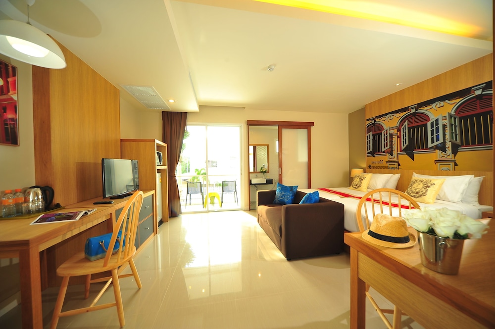 Ratana Apart-Hotel at Rassada 44/68