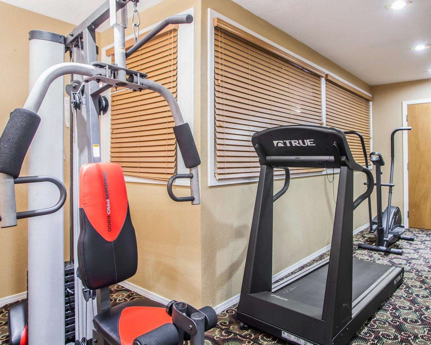 Quality Inn Belton - Kansas City South 18/30