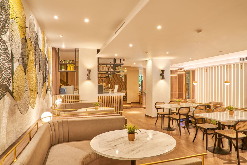 Hotel Alia Boutique Pasar Baru 35/50
