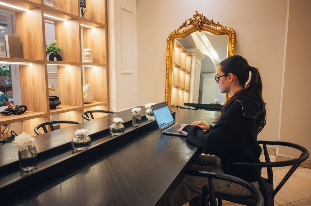 Midtown Boutique Hotel 44/70