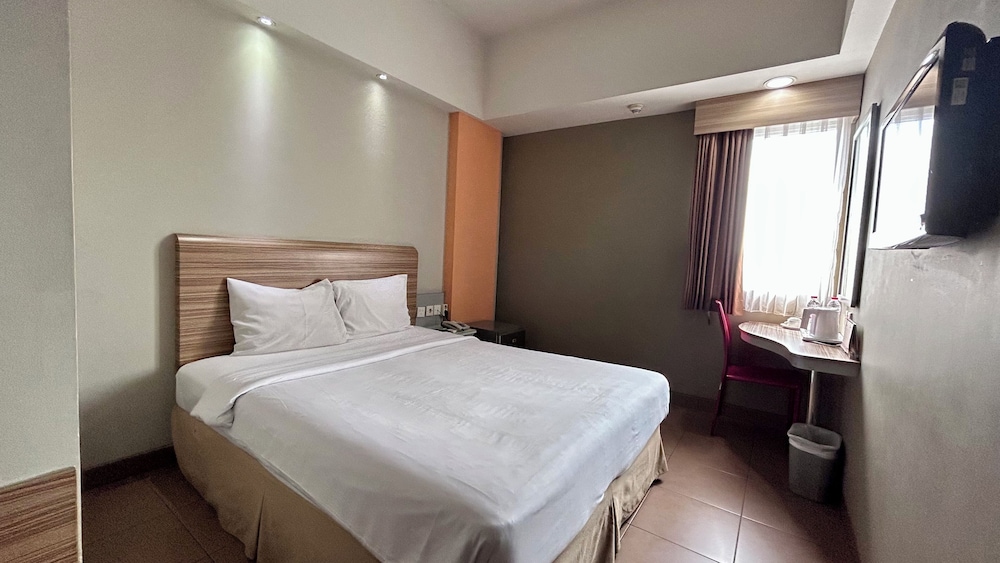 Metland Hotel Bekasi (Hotel @HOM Premiere Tambun) 16/51