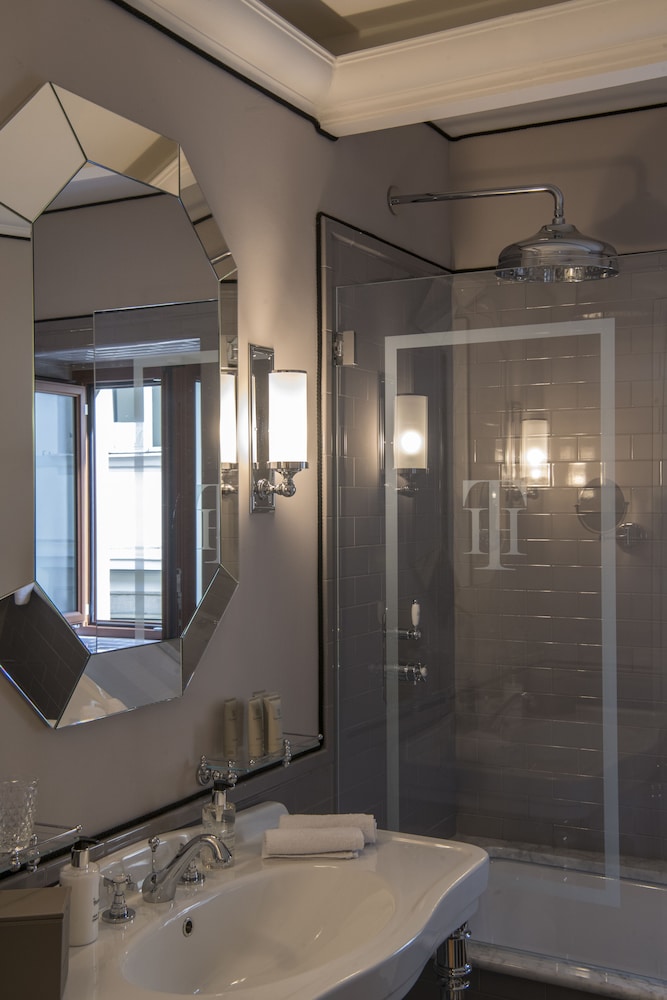 IL Tornabuoni The Unbound Collection by Hyatt 49/50