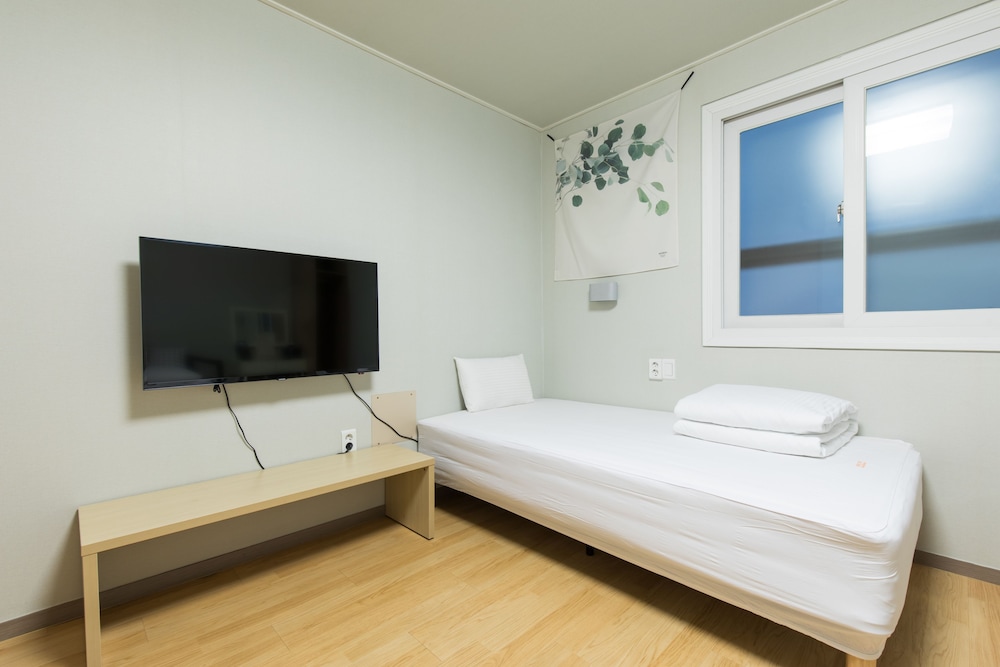 SUPERIOR, TWIN BEDS