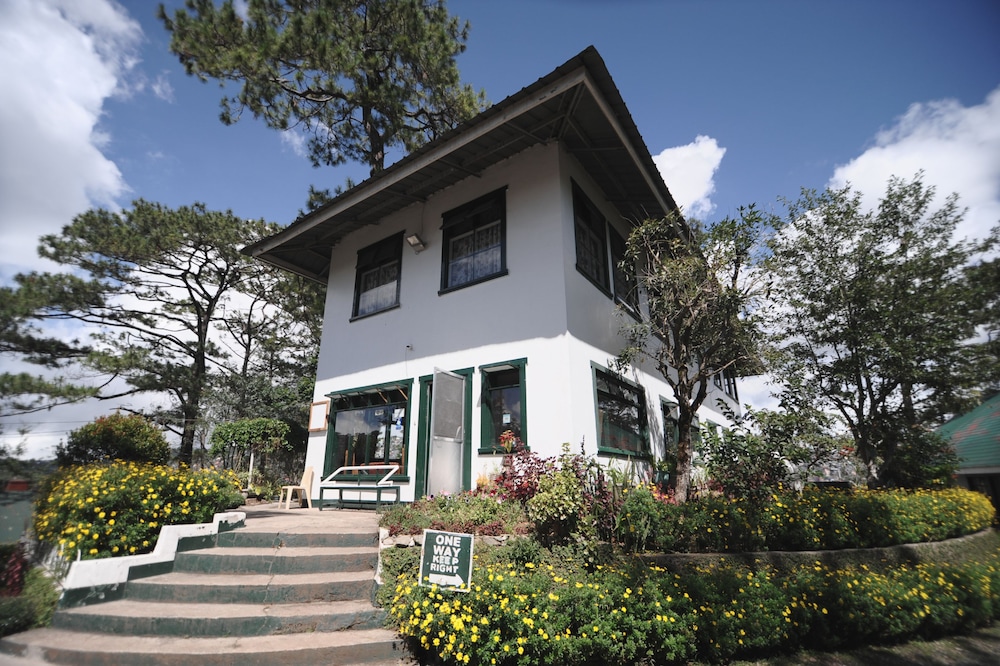 Pine Breeze Cottages 6/55
