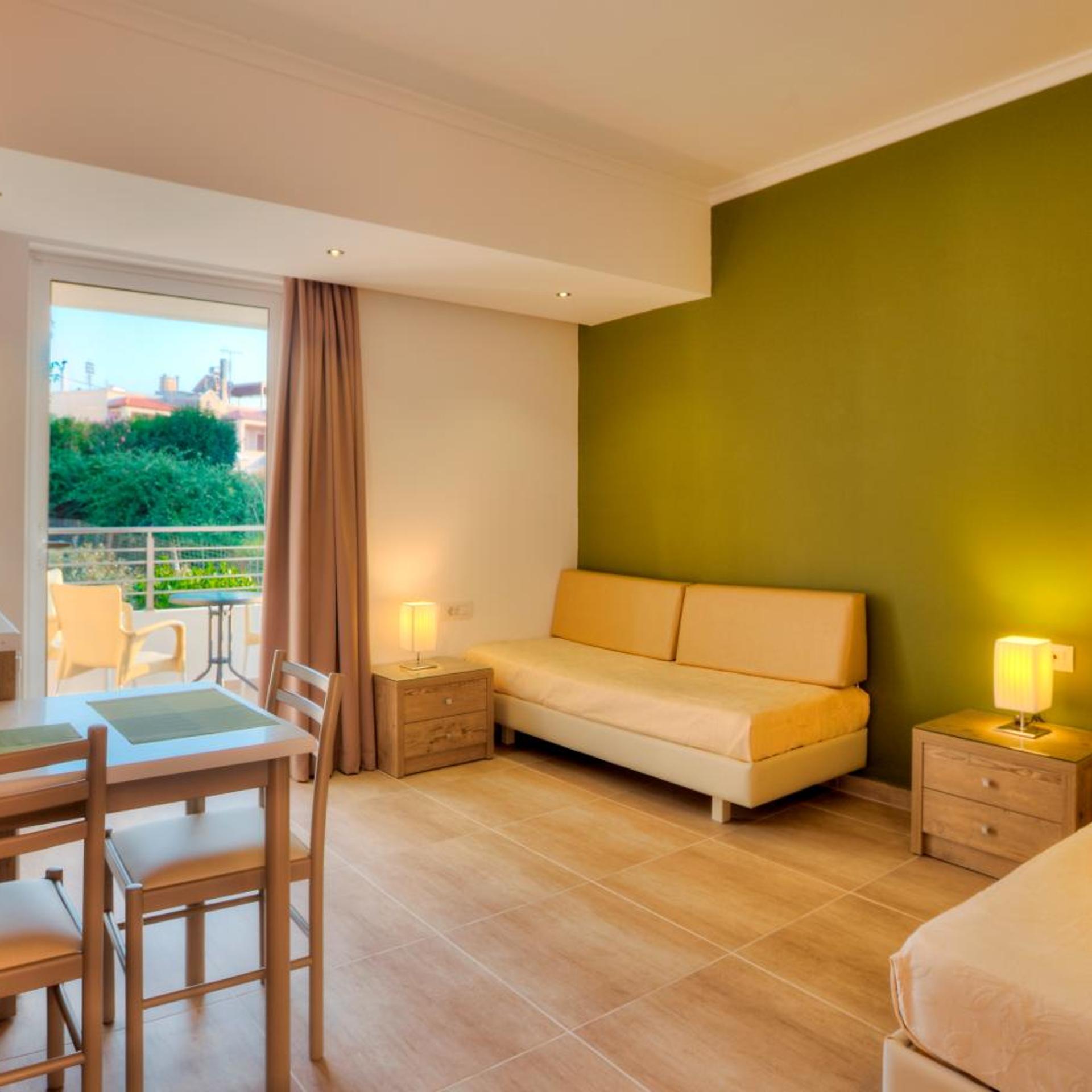 DELUXE, APARTMENT