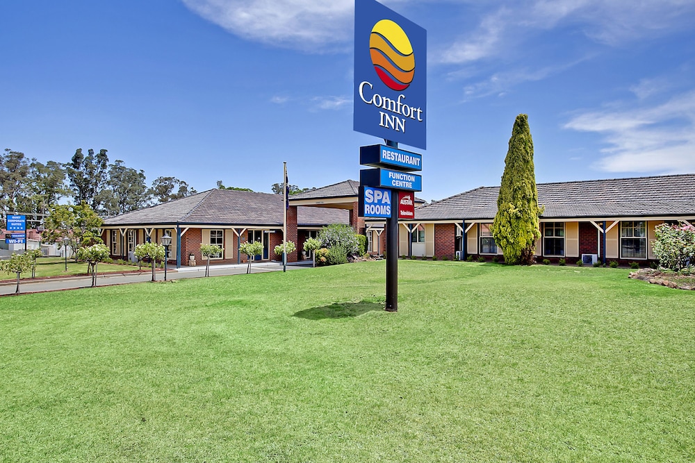 Bushmans Motor Inn 2/31