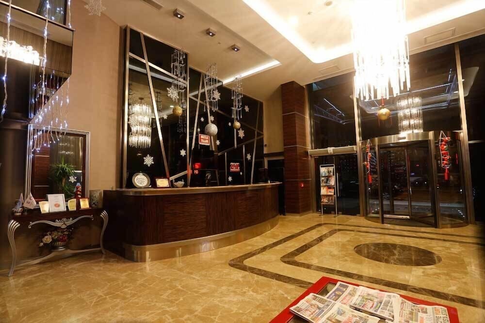DEMORA HOTEL 6/64