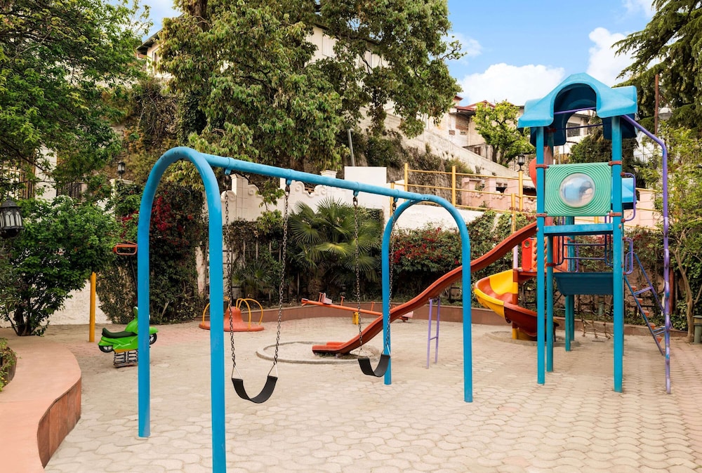 Ramada By Wyndham Mussoorie Mall Road 42/48