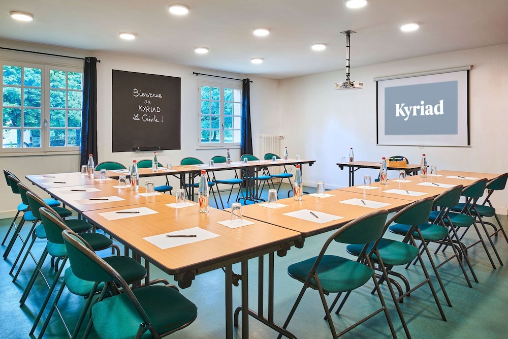 Kyriad Niort Est La Creche 41/51