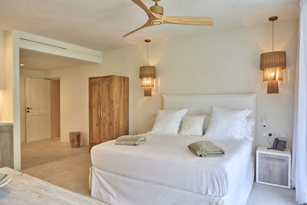 MAR SUITES FORMENTERA BY UNIVERSAL BEACH HOTELS 11/50