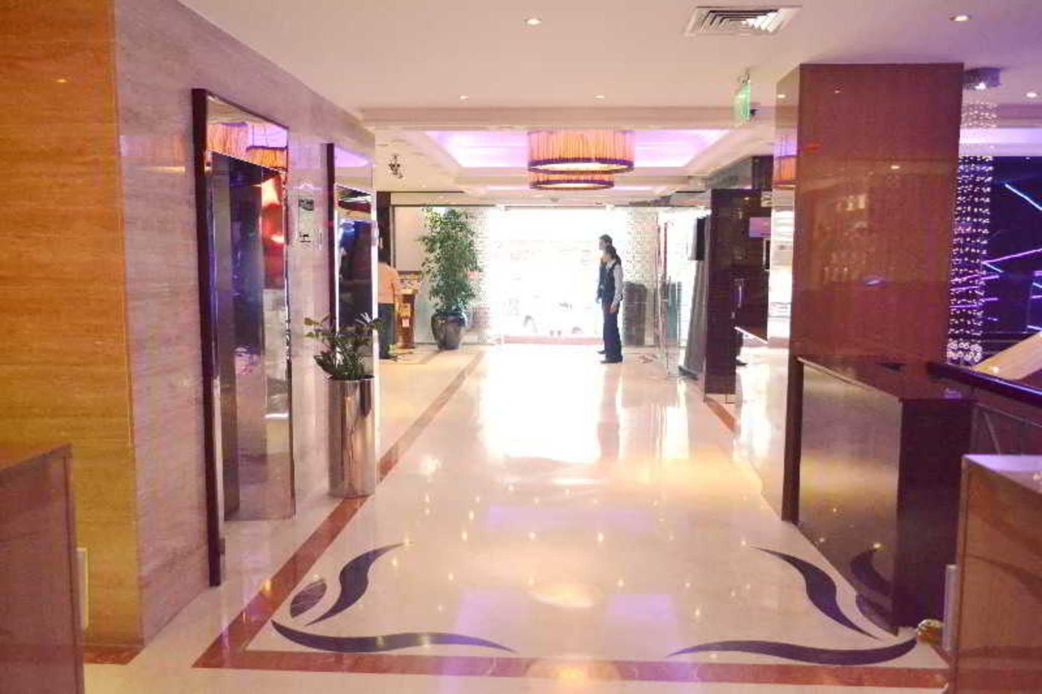 lobby