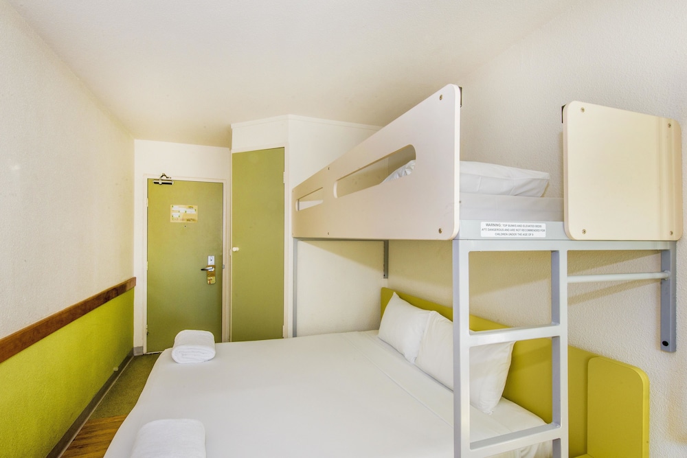 Ibis Budget Canberra 37/60