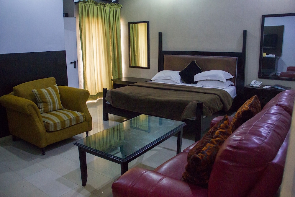 Georgetown Hotels Apartments & Suites 60/68