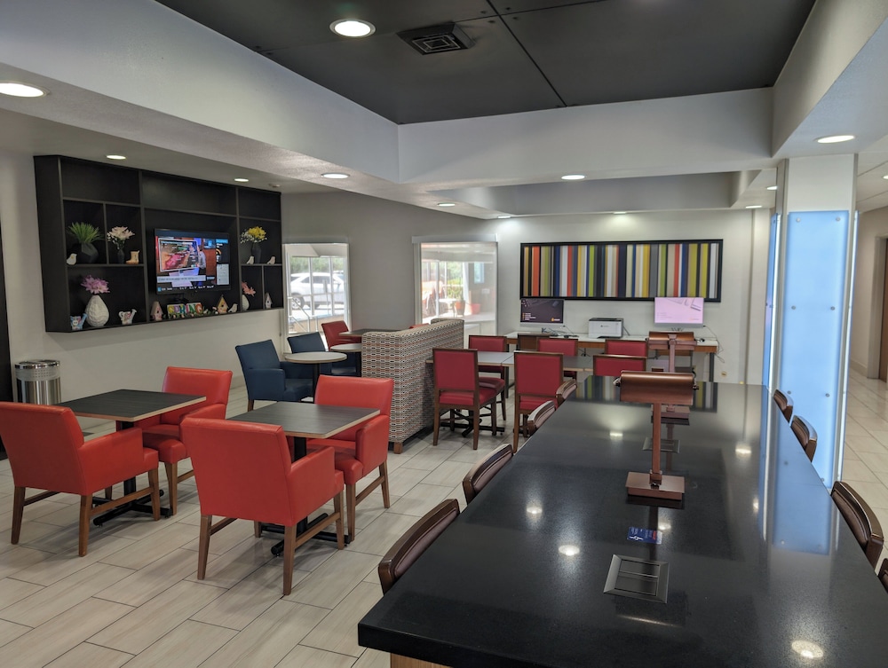 Holiday Inn Express Hotel Suites el Dorado 34/43