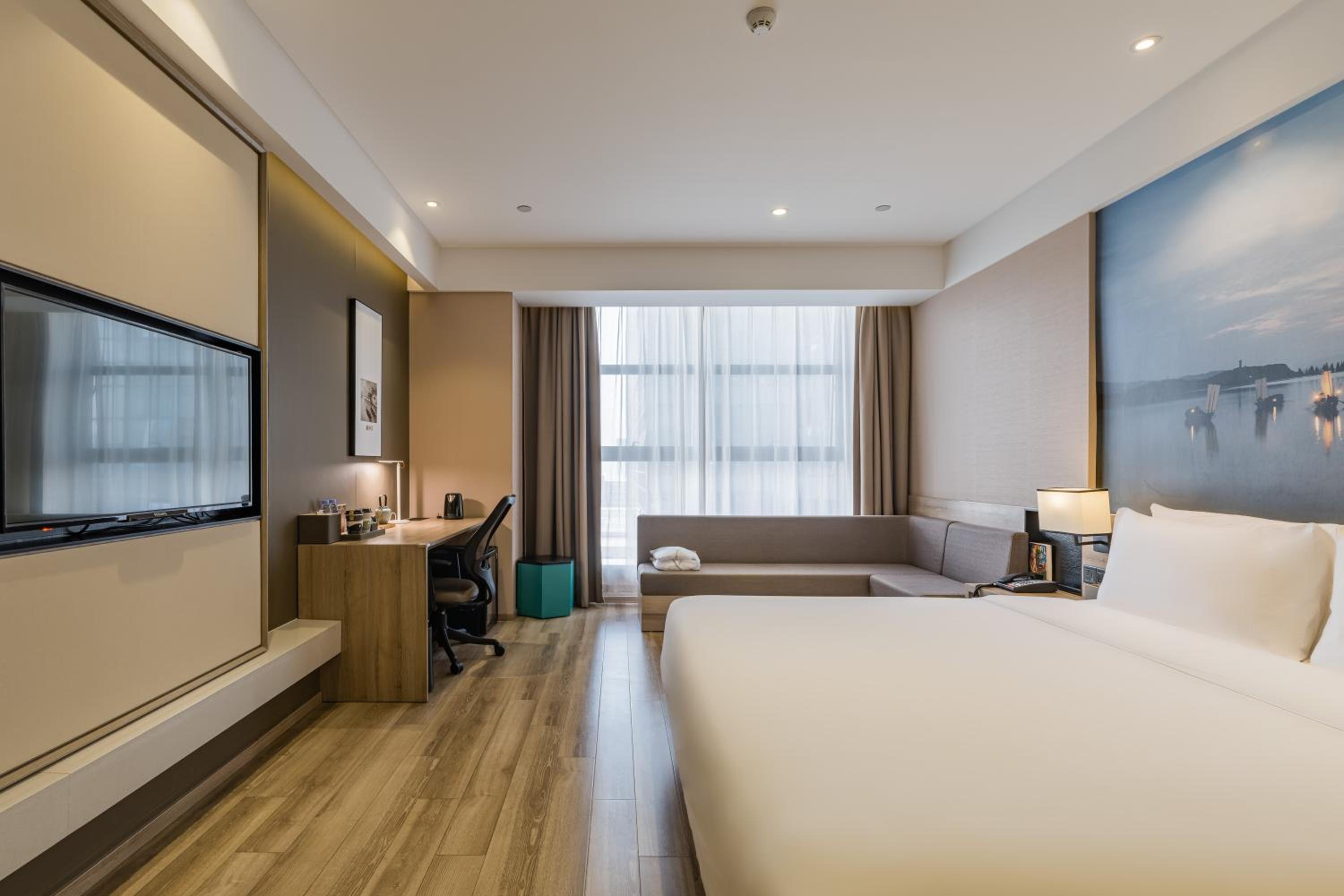 Jimu, King Bed