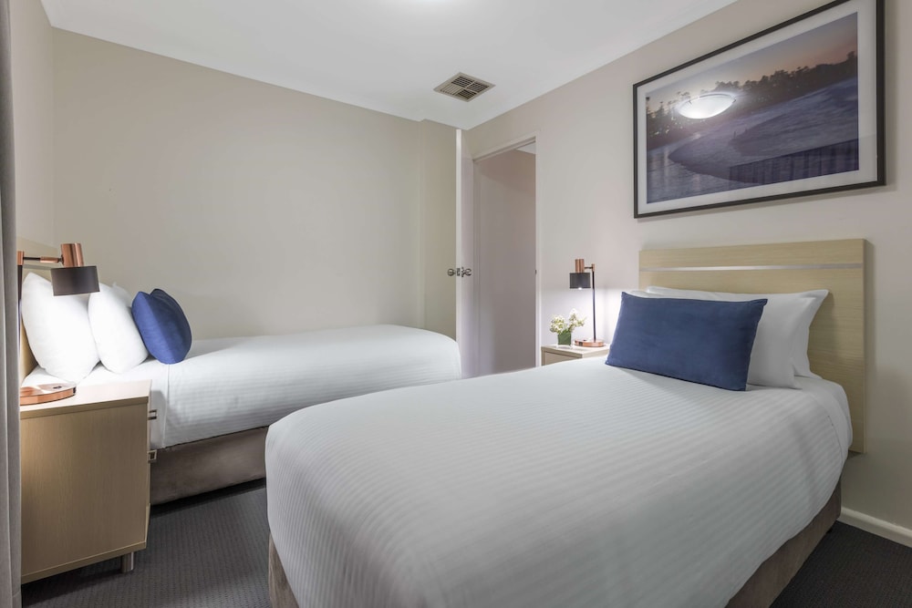 Oaks Sydney Goldsbrough Suites 15/69