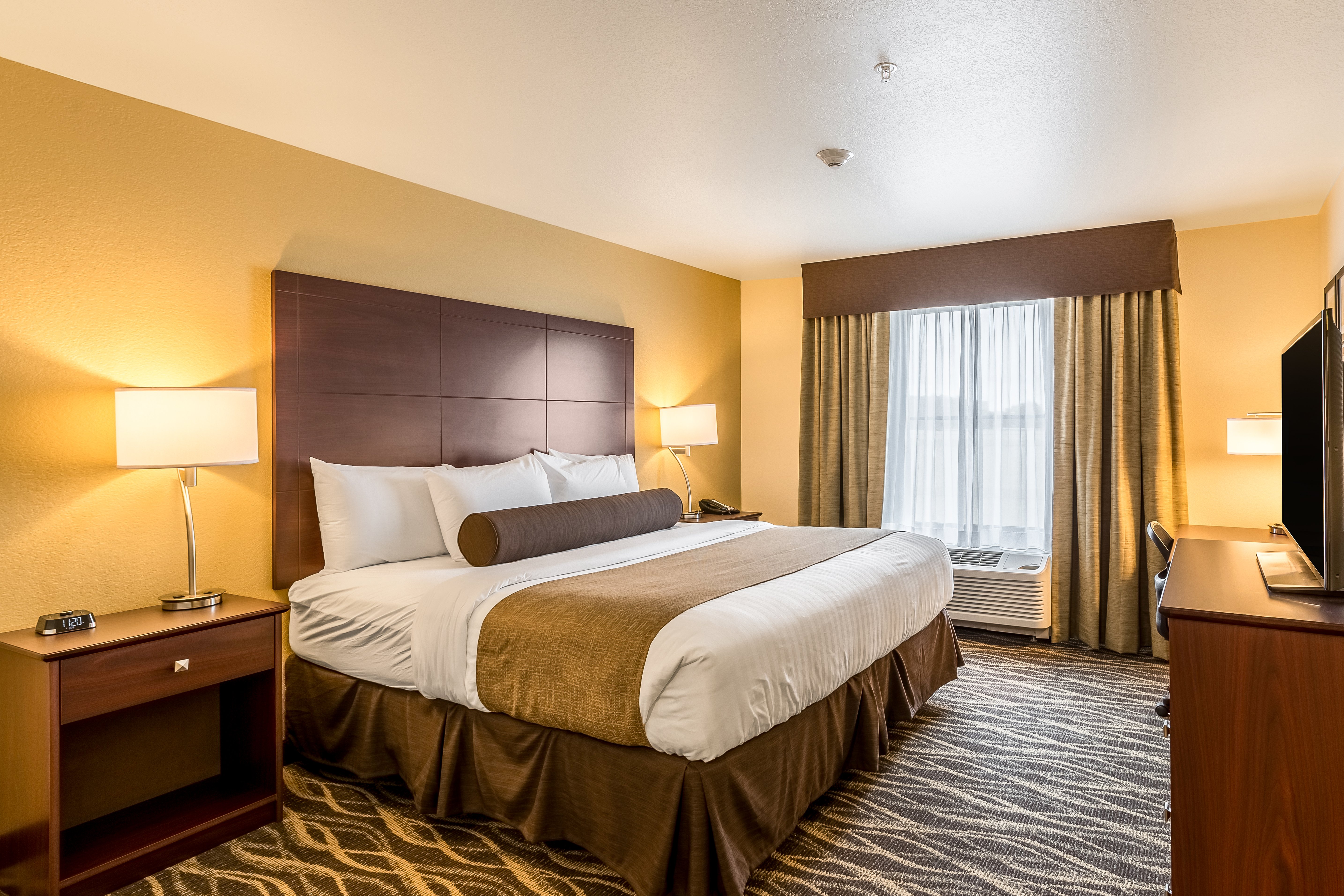 Cobblestone Hotel & Suites – Stevens Point 17/55
