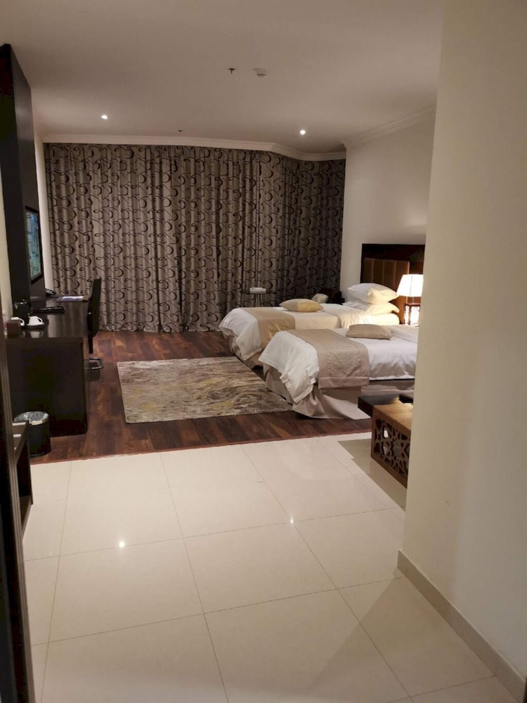 فندق ميلينيا العليا(Millennia Olaya Hotel) 36/79
