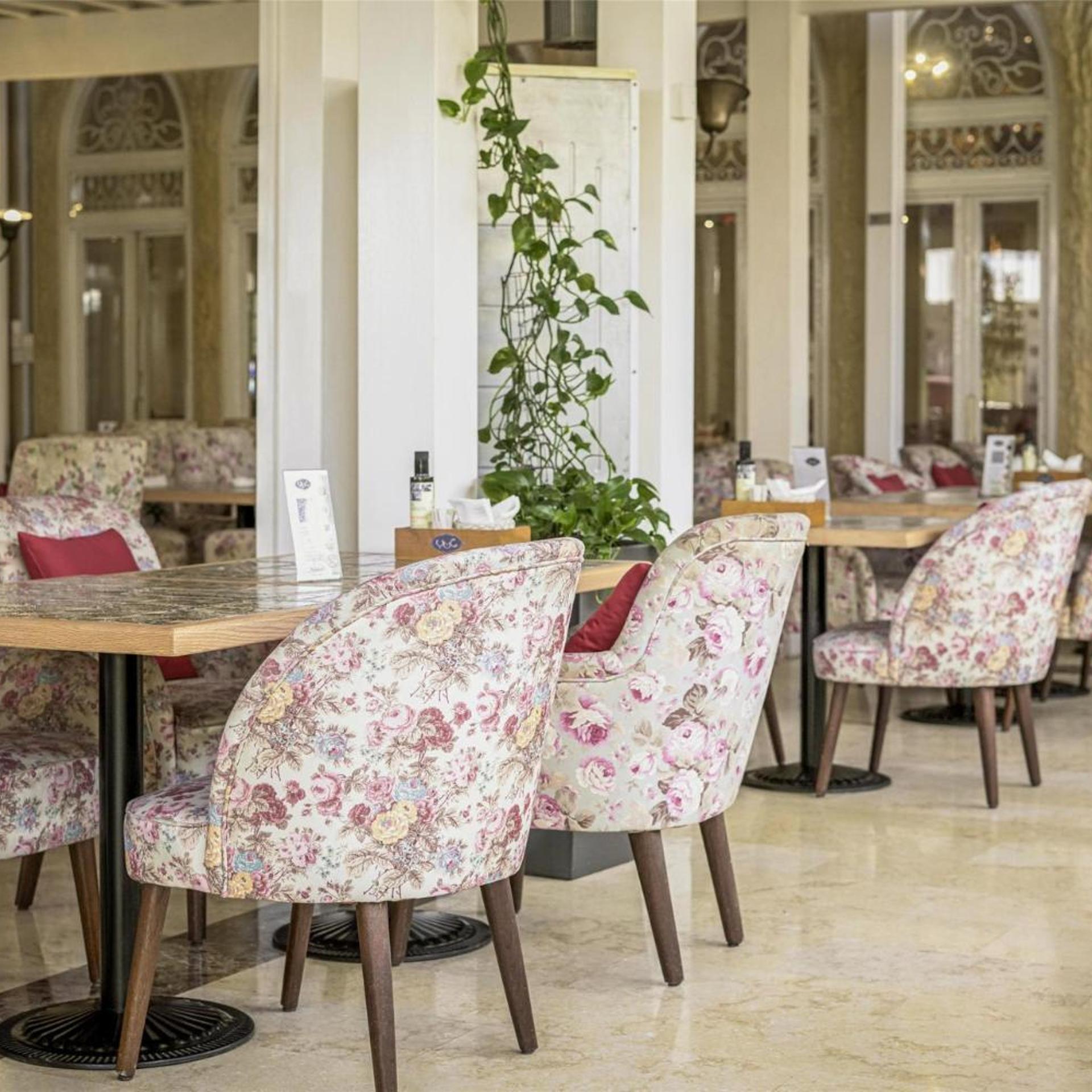 فندق العثمان(Ottoman Hotel Al Khobar) 42/54