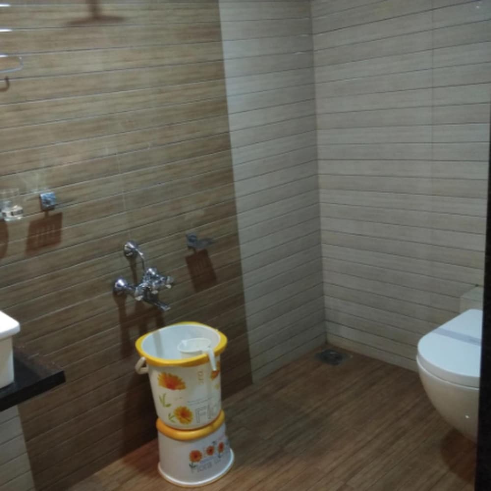 HOTEL AMBER 38/46