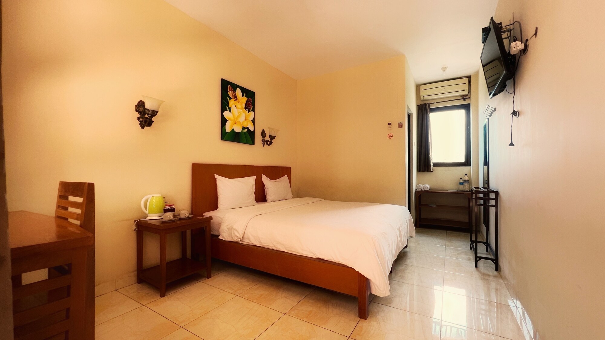 DELUXE, DOUBLE BED