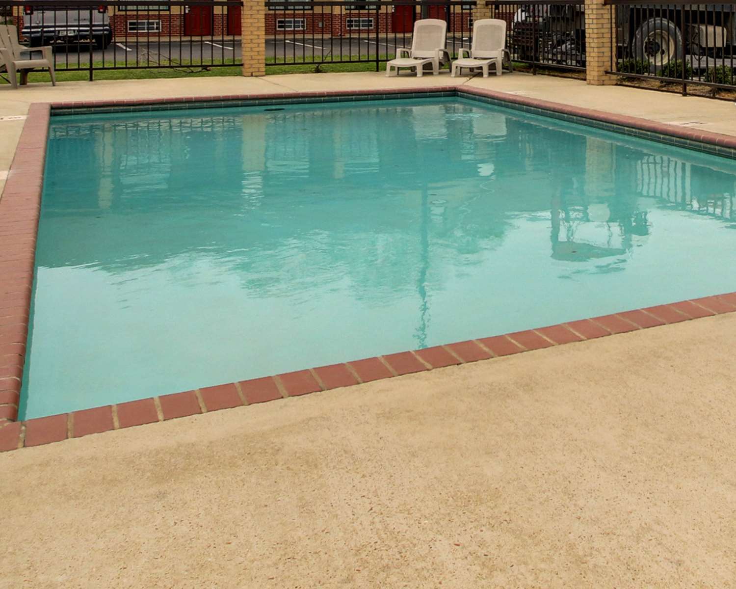 Studio6 Suites Richland, MS / Jackson 24/27