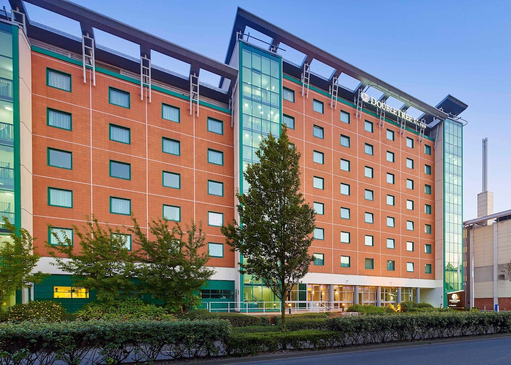 Doubletree By Hilton Hotel Woking 3/55