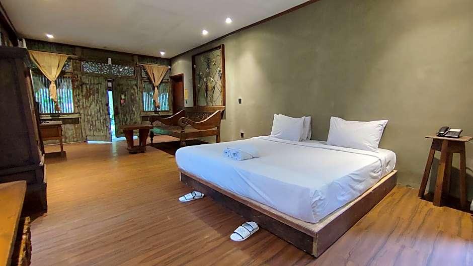 Imah Seniman Hotel 15/53