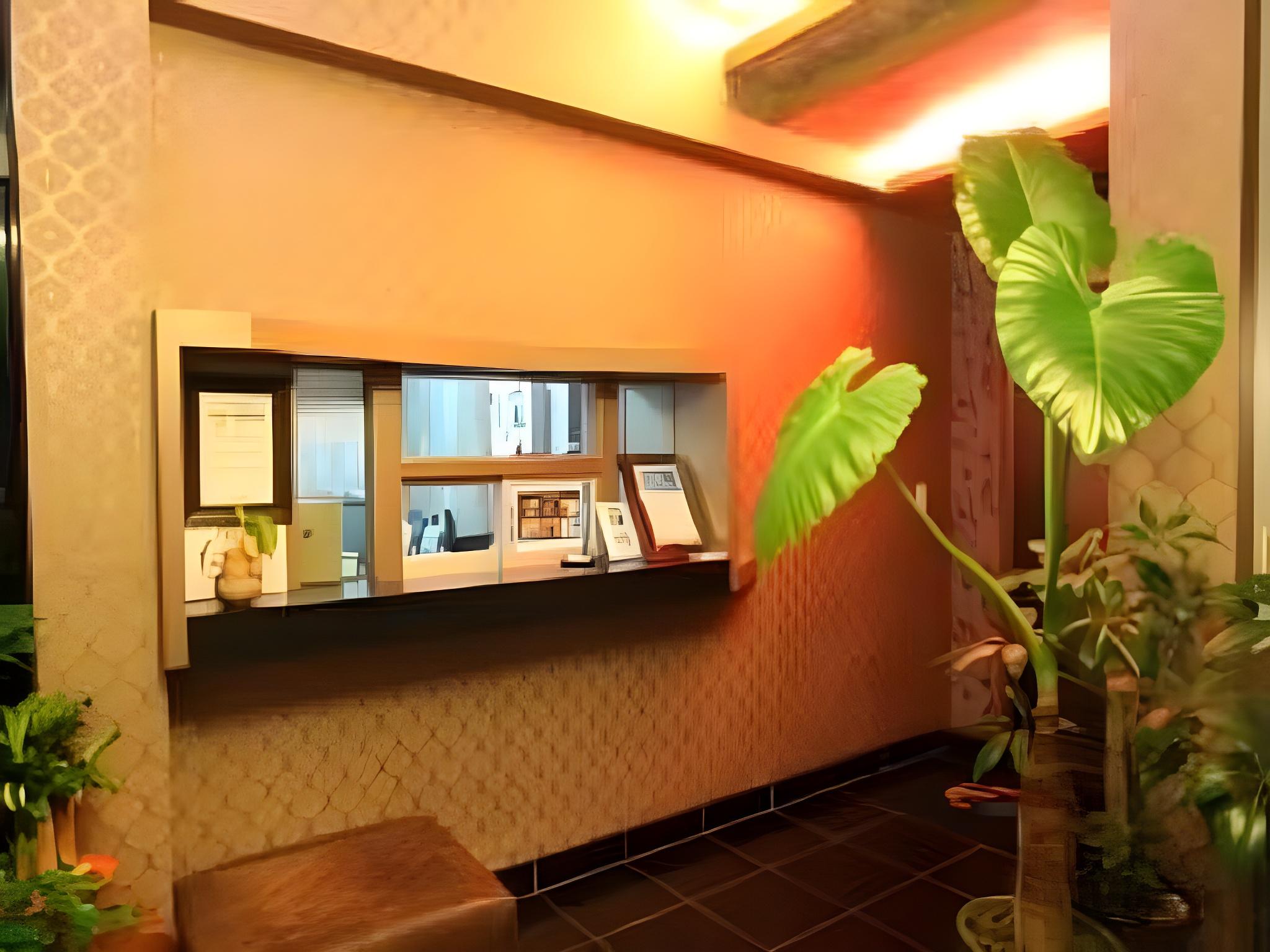 Morice Hotel 5/18