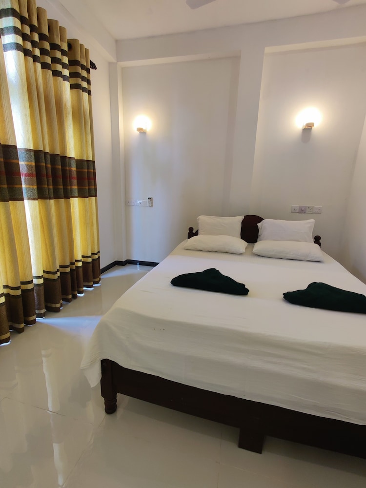 Randi Guest House - Mirissa Beach 10/51