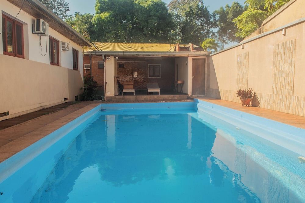 Tierra Colorada Hotel 53/74