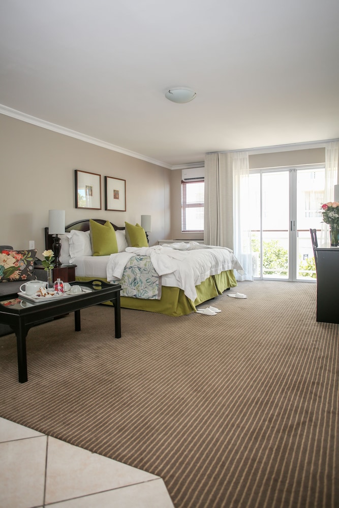 The Bantry Aparthotel by Totalstay 28/79