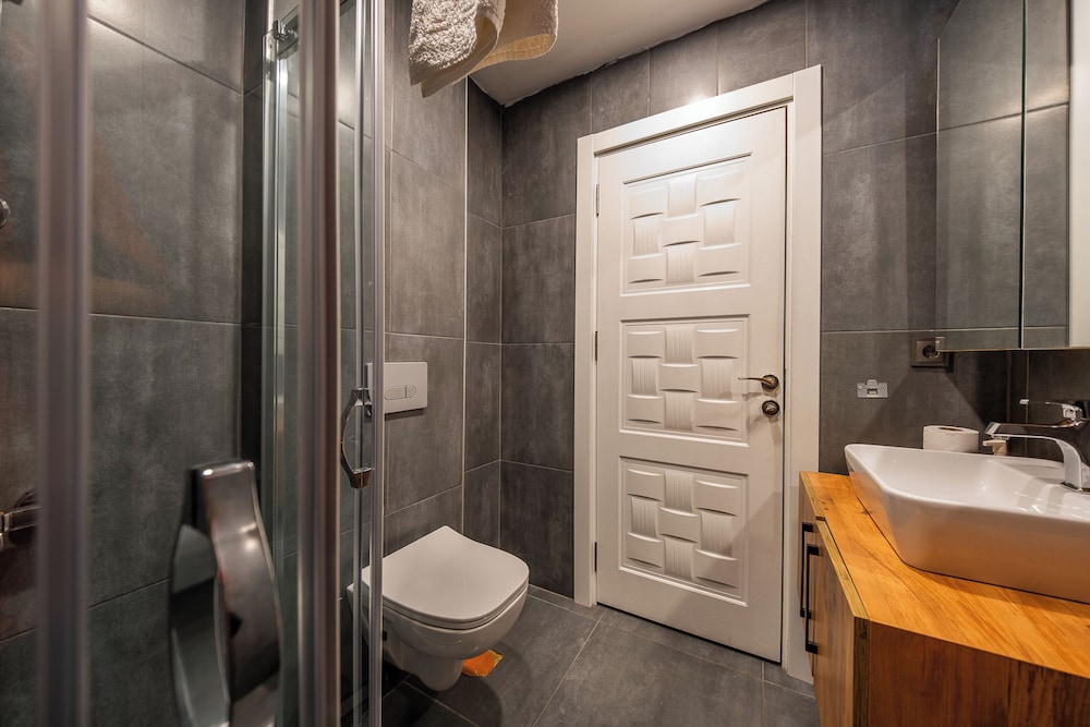 Mrt Suites Lara 45/50
