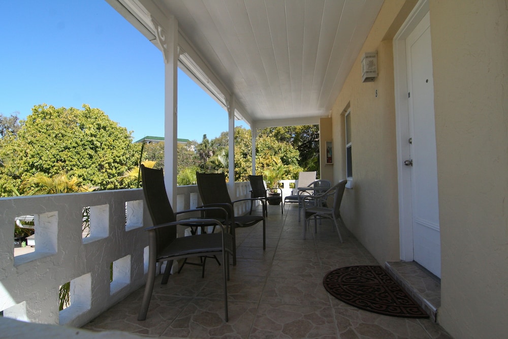 Venice Beach Villas 30/61