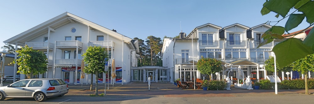 R&R Hotel Strandallee 23/36