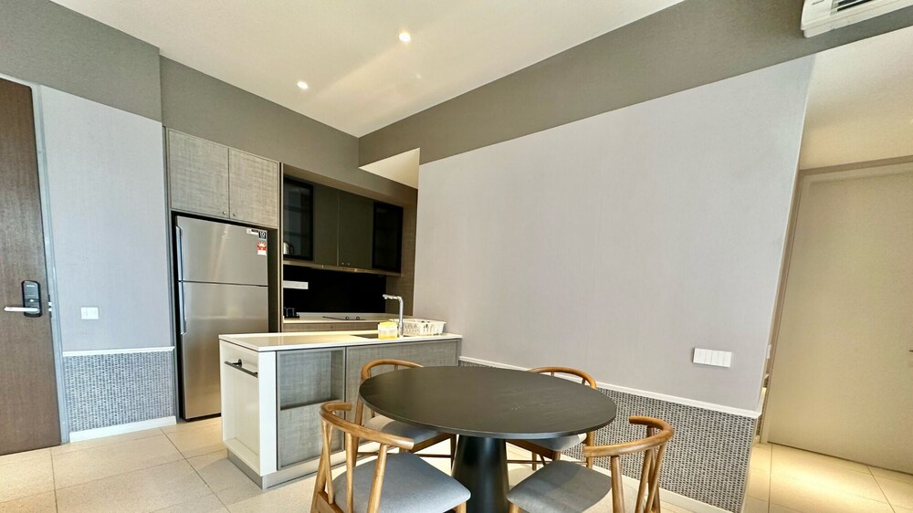 Millers Square by MyKey Global 9/59