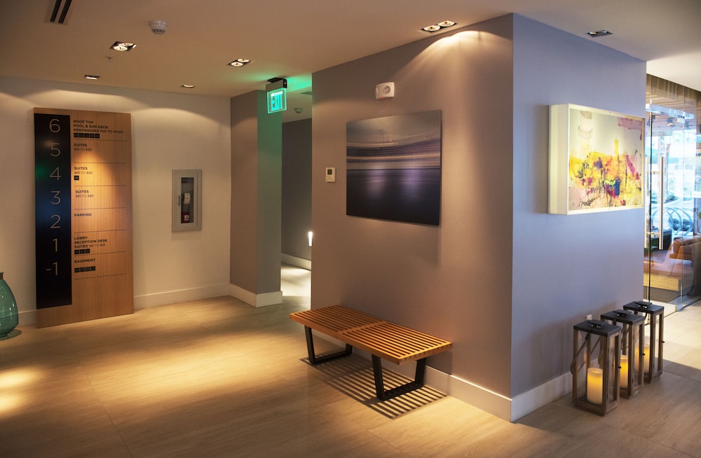 6080 Design Hotel by Eskape Collection 12/75