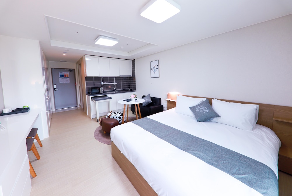 Room at Geoje Leein Stay Hotel, GEOJE