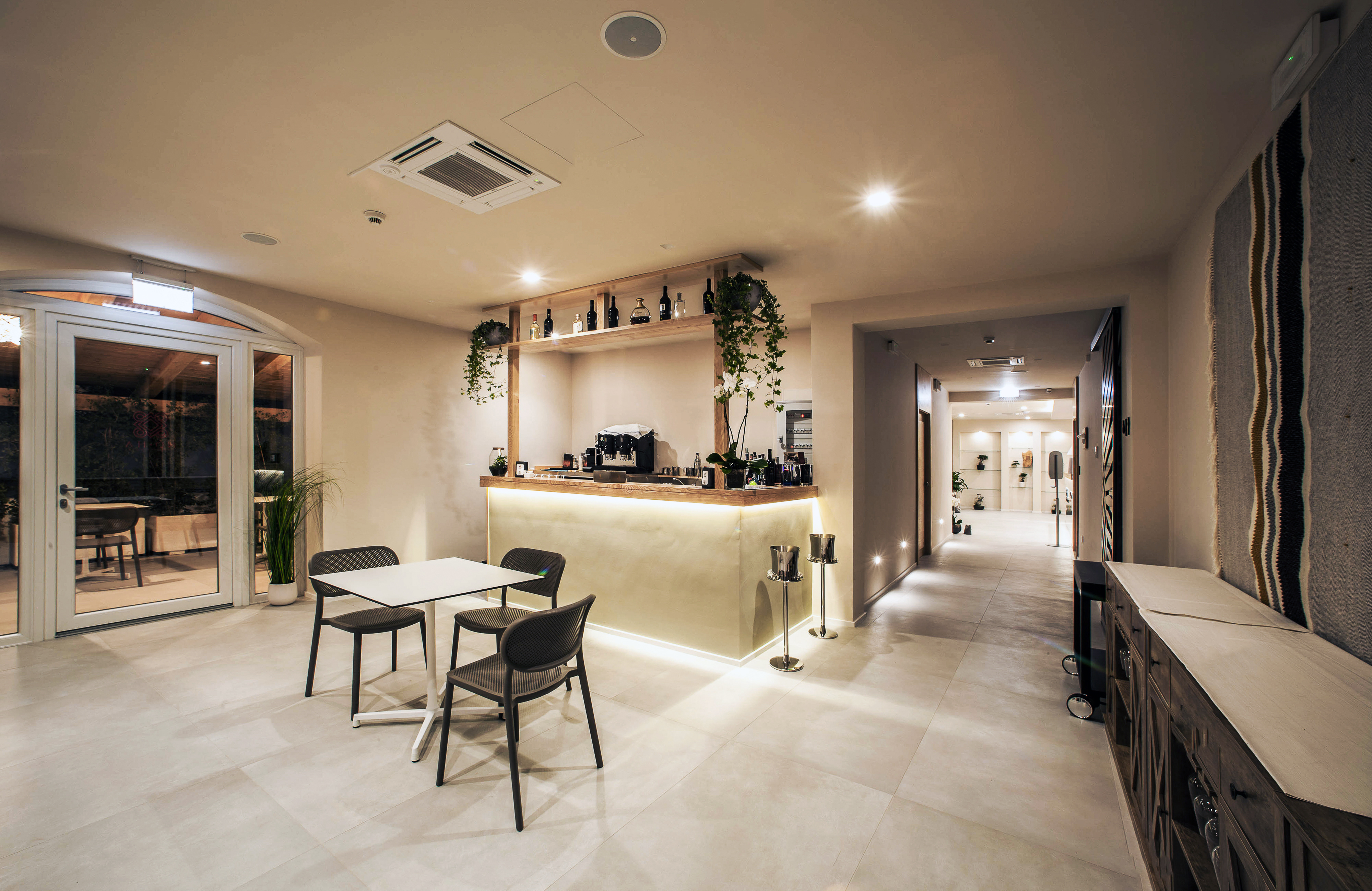 Noha Lifestyle - Adults Only 6/46