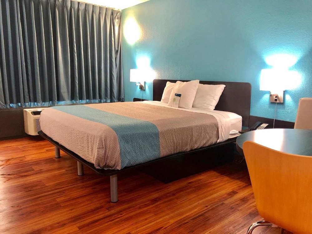 Motel6 Nashville, TN - Airport 28/54