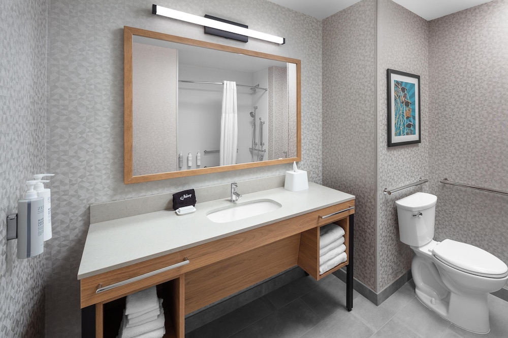 Hampton Inn by Hilton Grand Island Medical Center 39/42