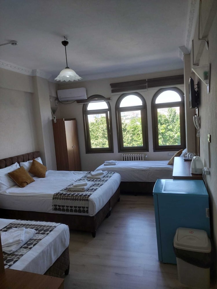 STANDARD, QUADRUPLE, SEA VIEW