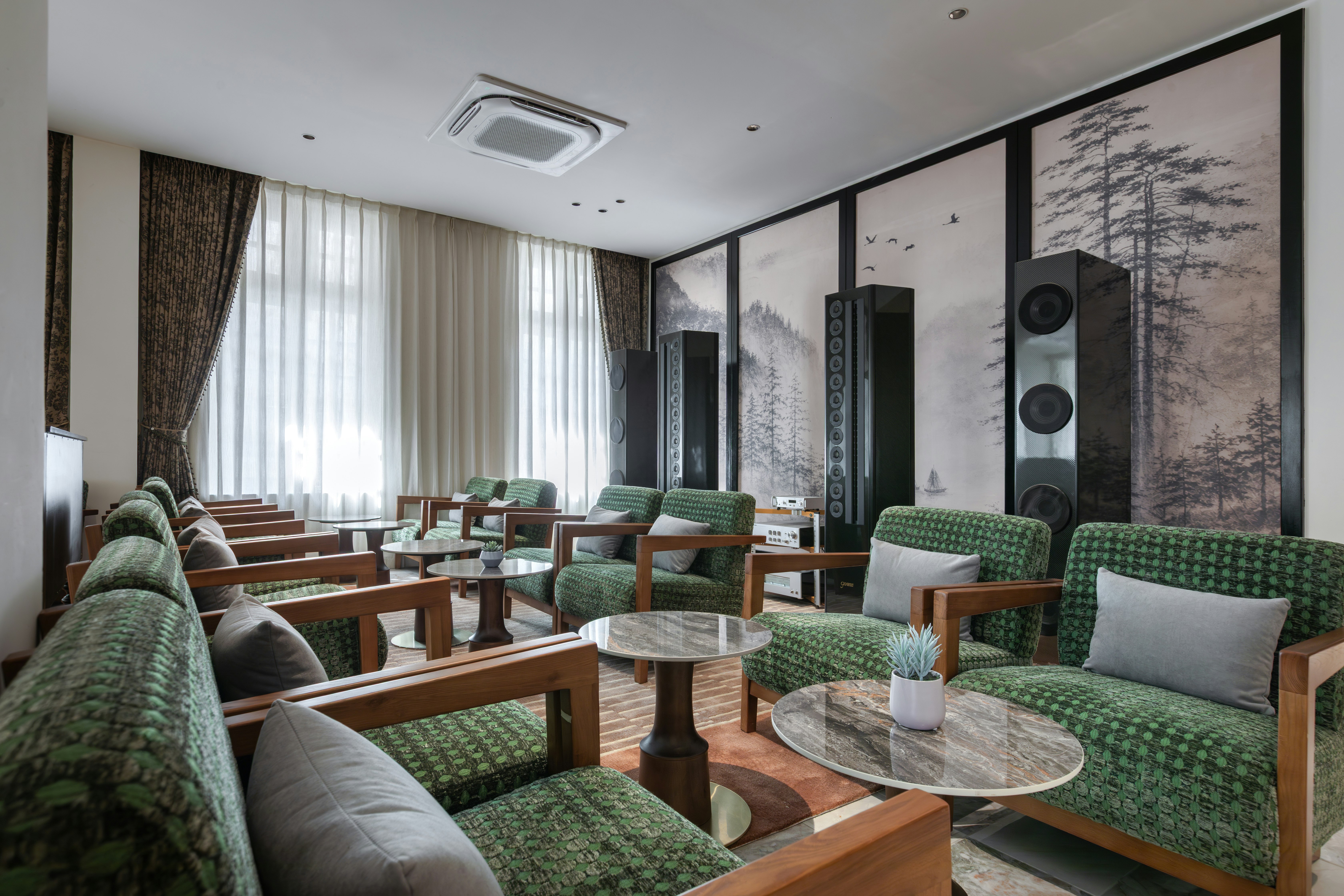 1926 Heritage Hotel by The Unlimited Collection 41/61