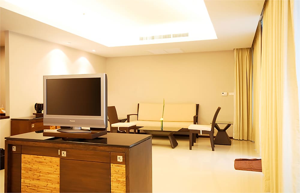 Tara Mantra Cha-Am Resort 40/50