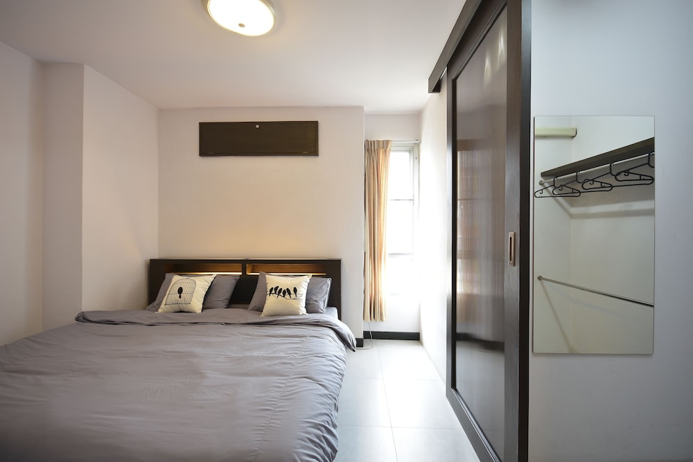 Loft Salaya 6/21